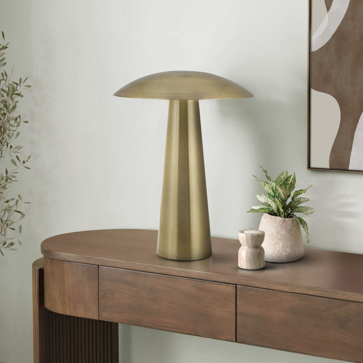 LIGHTING - 15"H TABLE LAMP GOLD METAL / LED