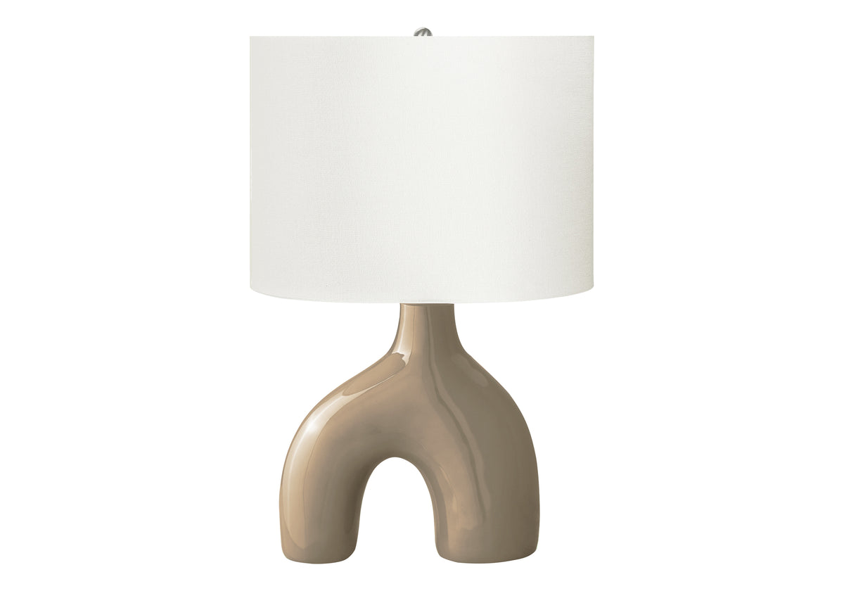 LIGHTING - 25"H TABLE LAMP BROWN CERAMIC / IVORY SHADE