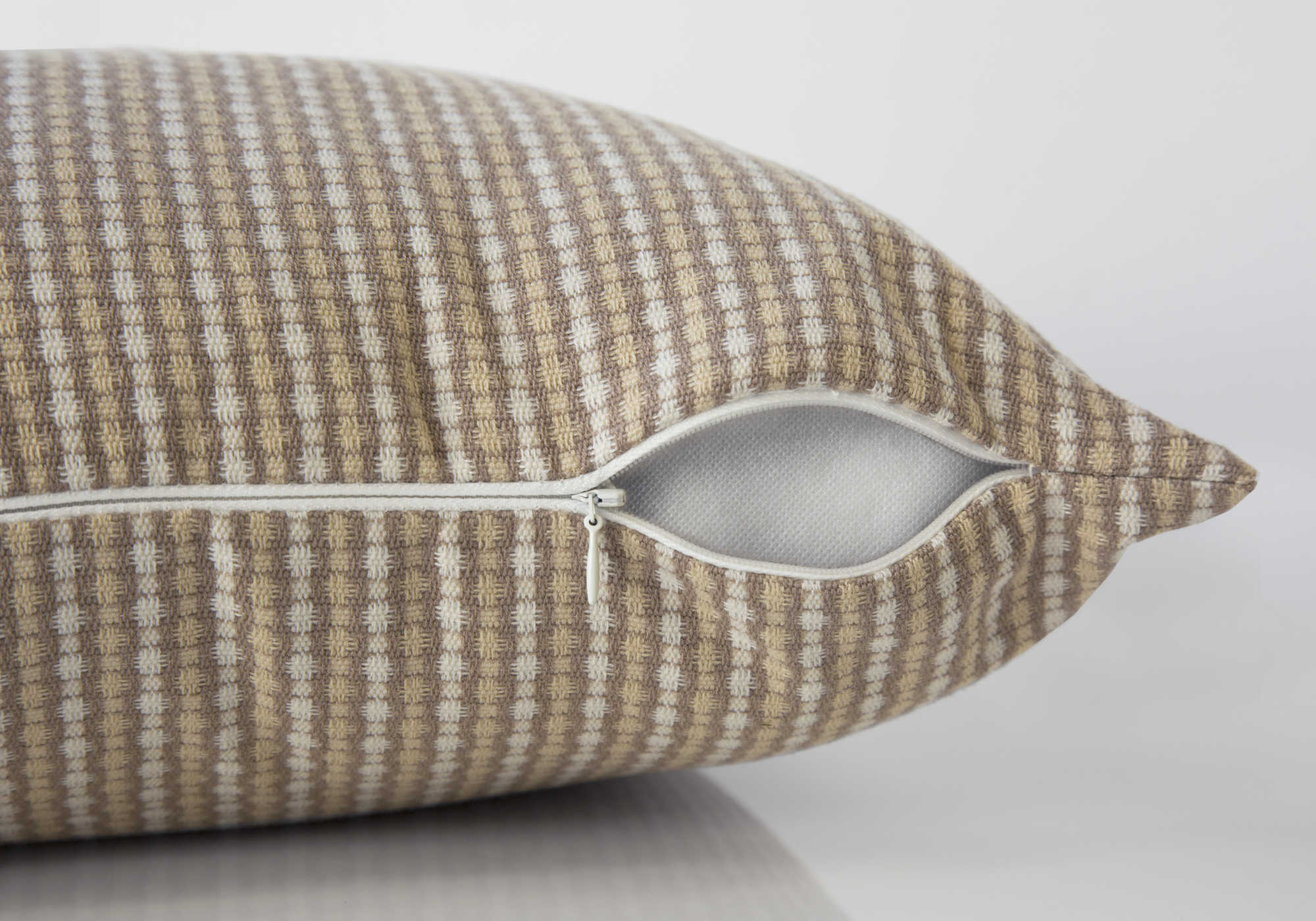 PILLOW - 18"X 18" / LIGHT / DARK TAUPE ABSTRACT DOT/ 2PCS