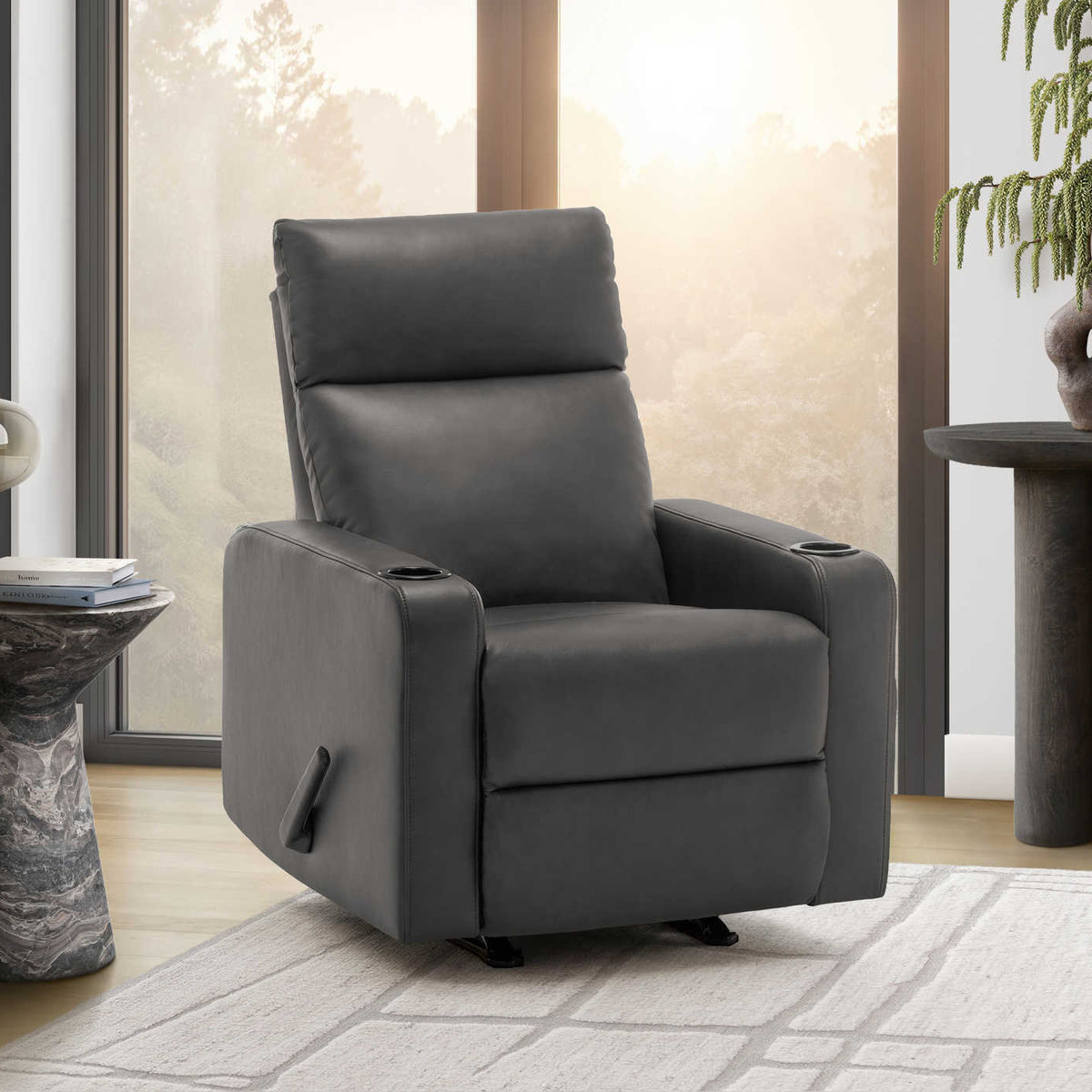 RECLINING CHAIR - ROCKER / CUPHOLDERS
