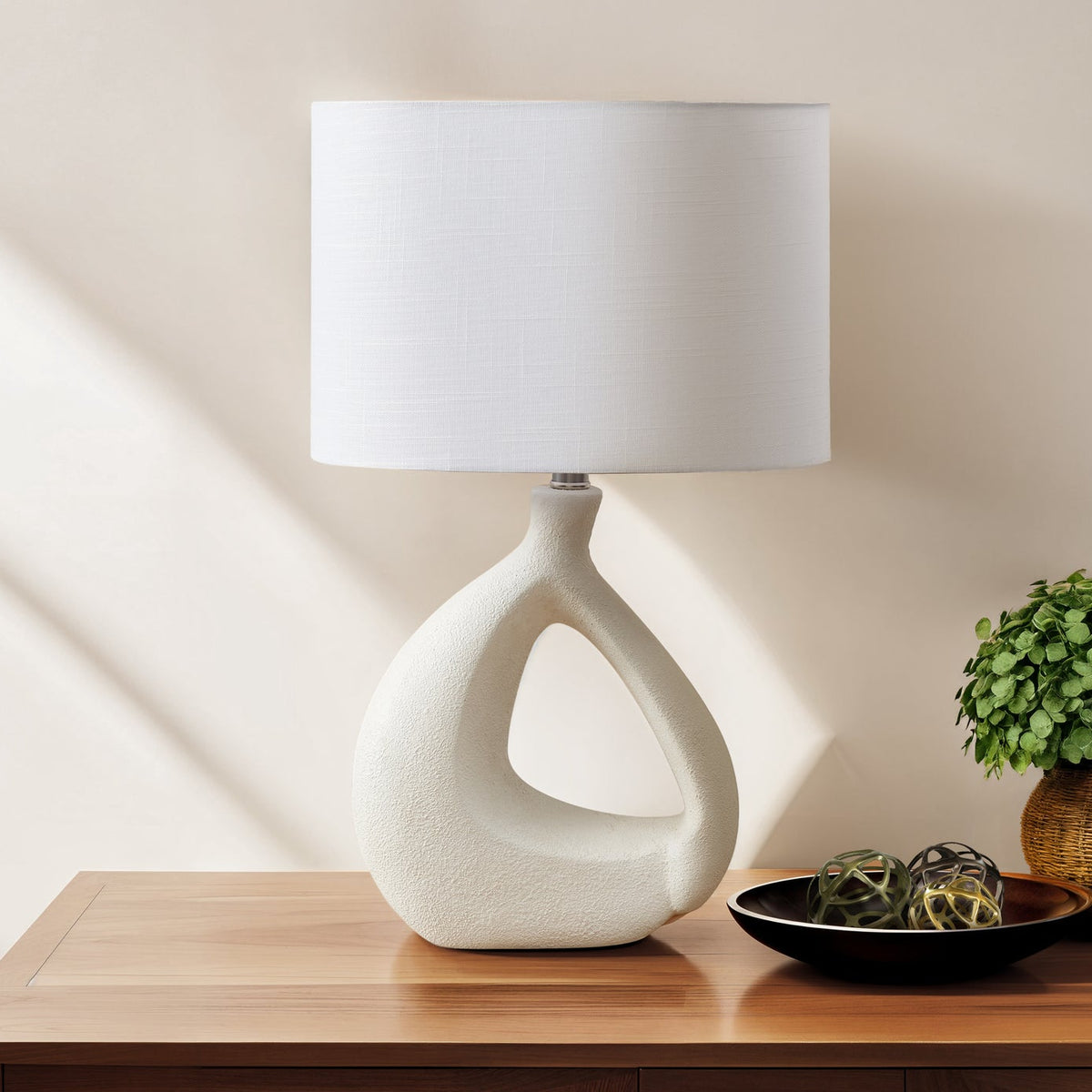 LIGHTING - 23"H TABLE LAMP IVORY RESIN / IVORY SHADE