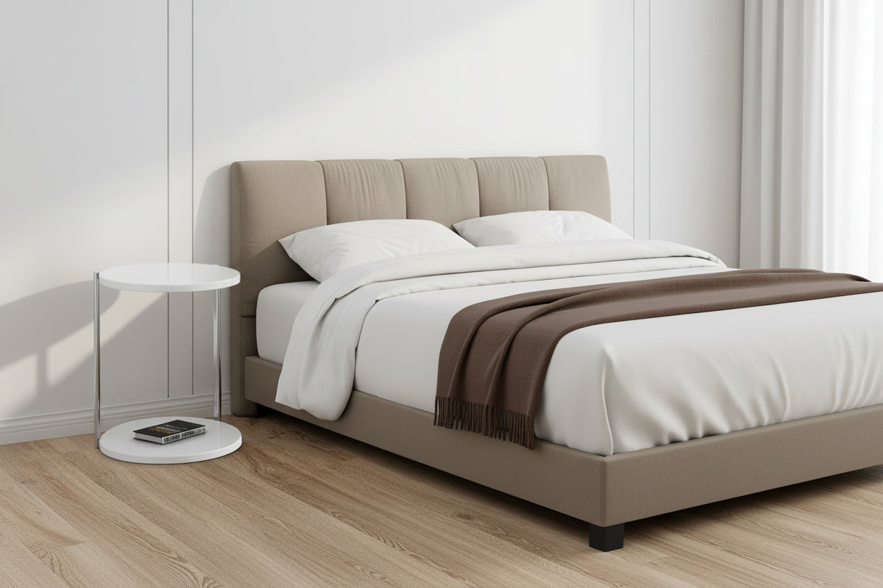 TABLE D'APPOINT - BLANC BRILLANT / MÉTAL CHROME