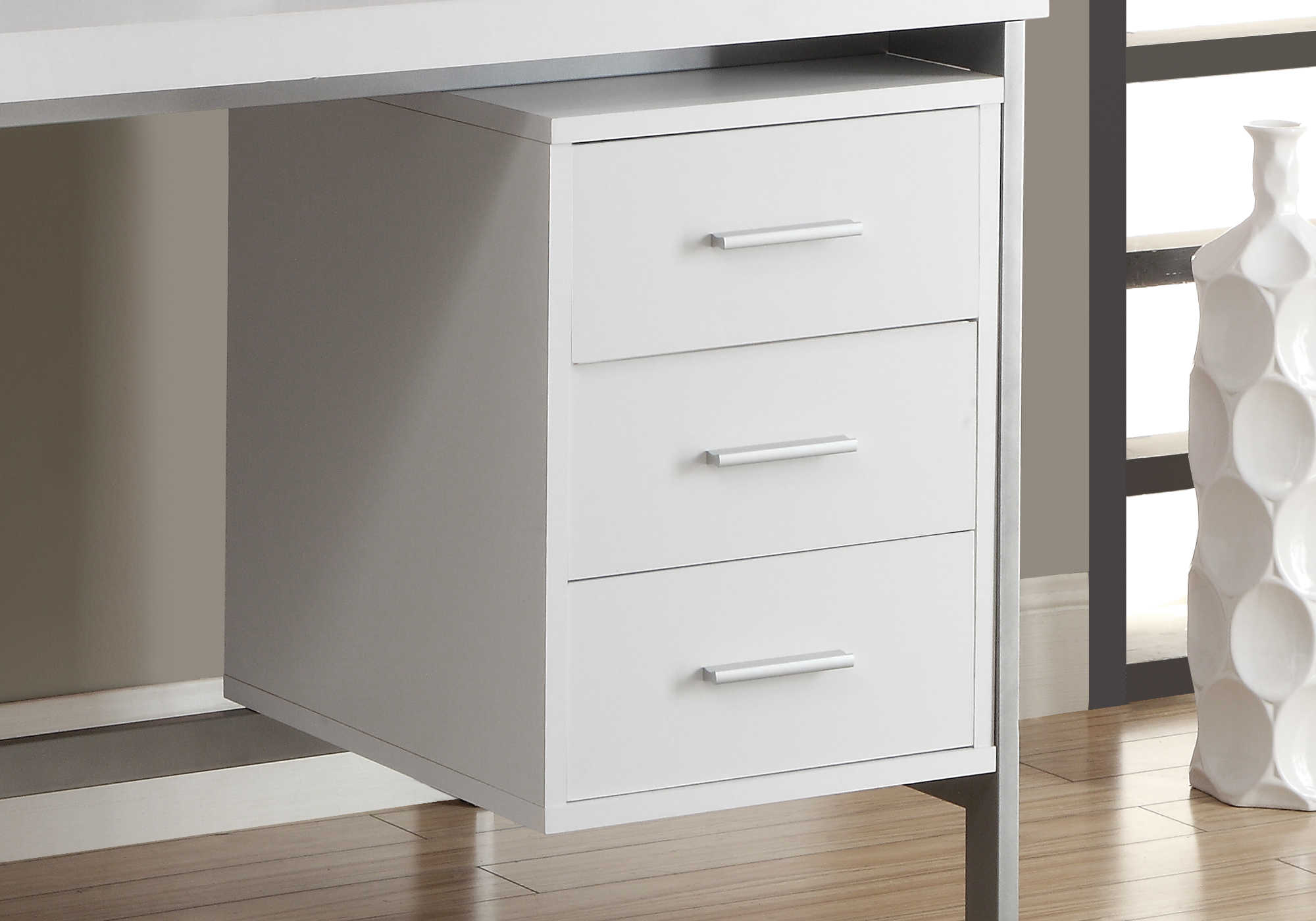 COMPUTER DESK - 60"L / WHITE / SILVER METAL