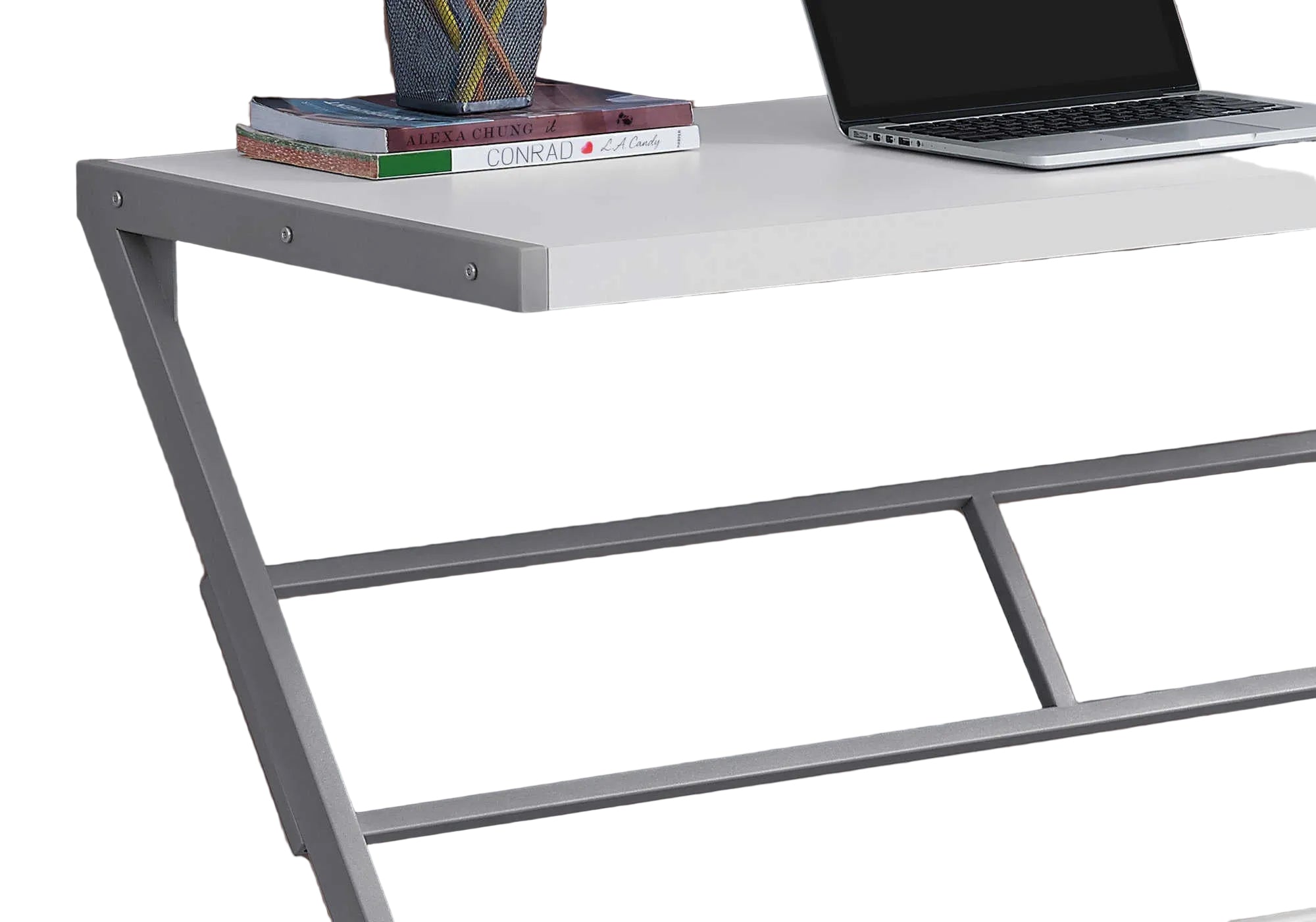 COMPUTER DESK - 48"L / WHITE / SILVER METAL